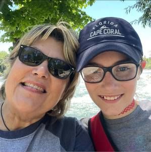 Meet your Posher, Deborah